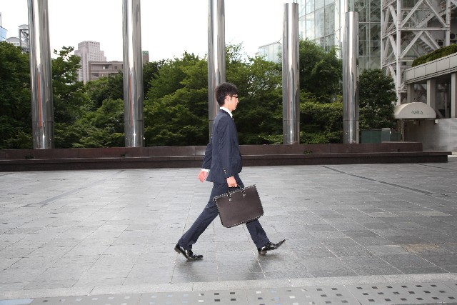 高年収を狙うには大企業へ 幅広い職種で活躍できる司法書士の年収 リクナビnextジャーナル