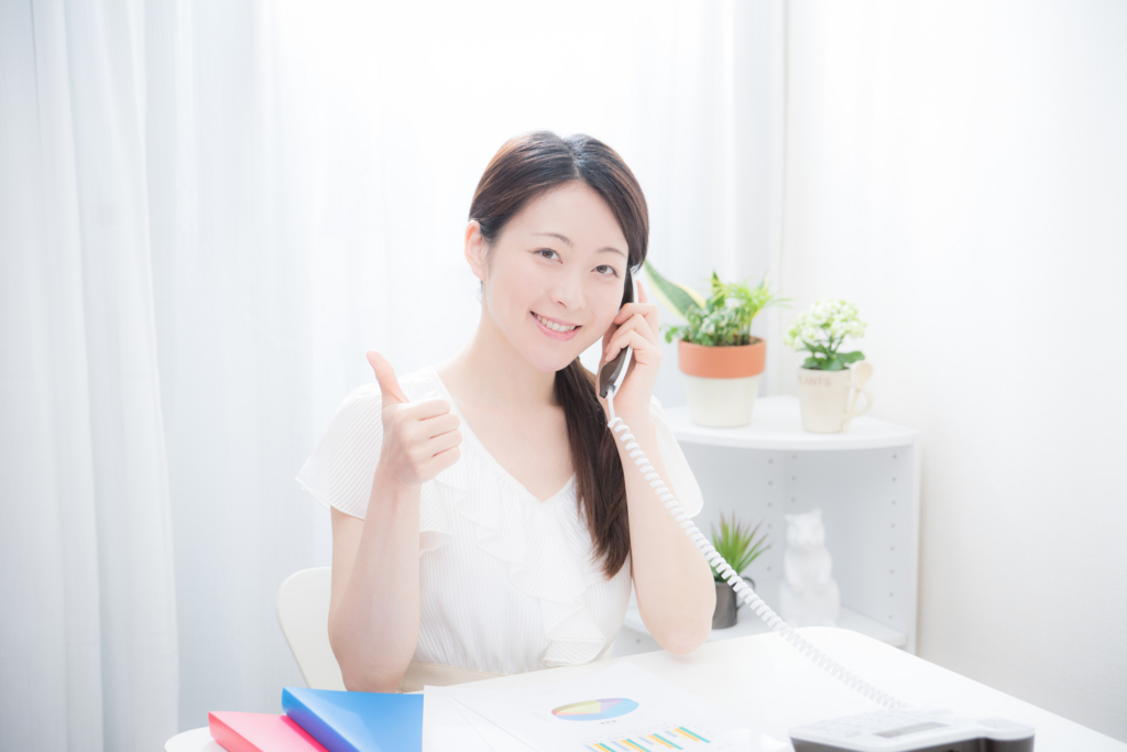 ビジネスシーン別に解説 電話でよく使われる敬語とは リクナビnextジャーナル