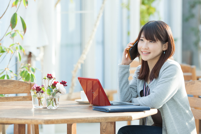 「パラキャリ女子」が当たり前になる?アラサー女子座談会で見えたこと