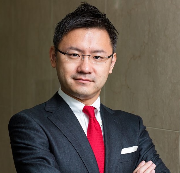 「うだうだ言って何もしない人」よりも「うだうだ言われてでも何かしている人」のほうが、ずっと偉い――秋元祥治『20代に伝えたい50のこと』