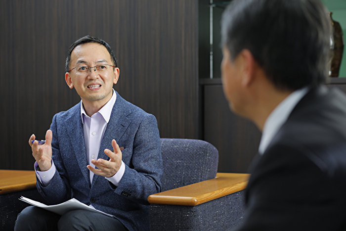 ＡＧＣ平井氏対談風景