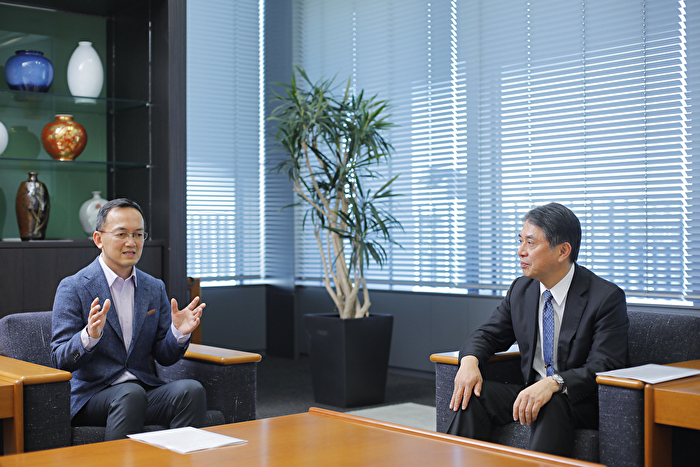 ＡＧＣ平井氏対談風景