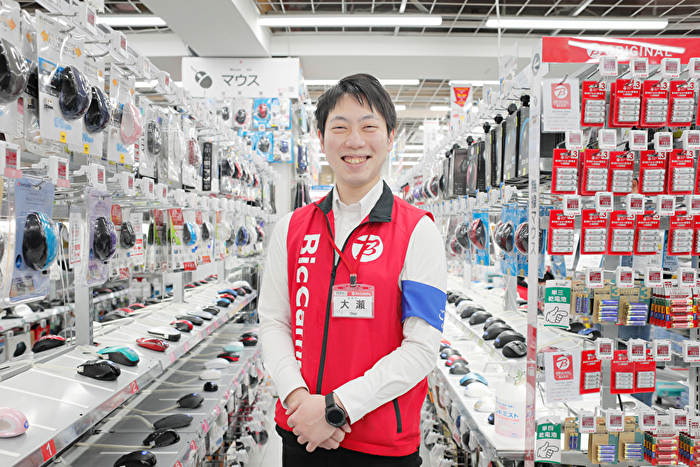 ビックカメラ池袋本店パソコン館の大瀬健太さん
