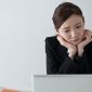 執着に悩む人のイメ―ジ画像