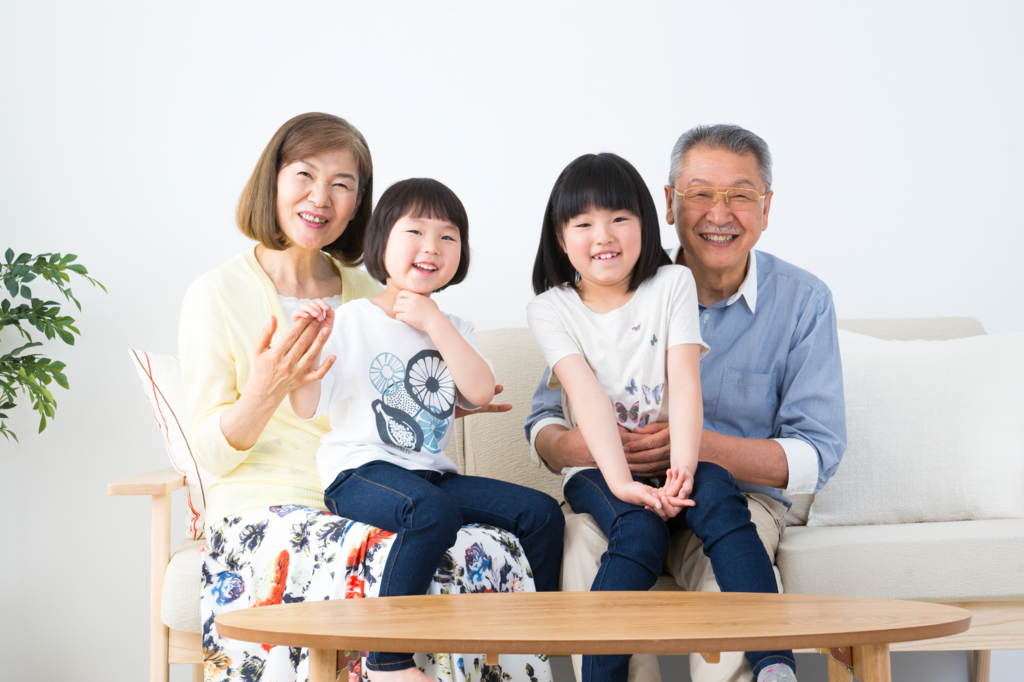 【敬老の日】社会人だからこそ気を付けるべき３大マナーとケース別メッセージ例文